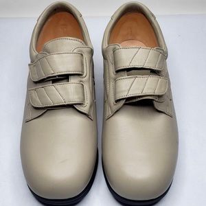 APEX Ambulator Women’s Diabetic Shoes Size 8.5 W
